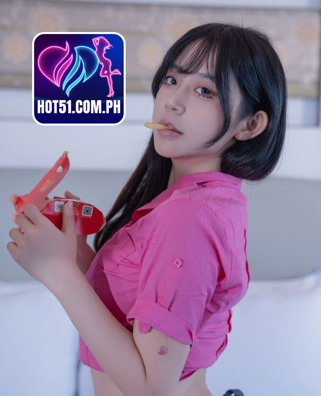 Dina Safitri-HOT51.COM.PH